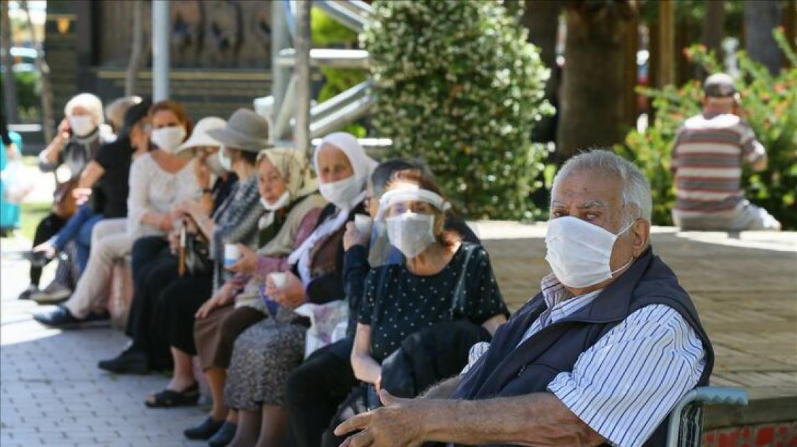 Bursa'da 65 yaş ve üzeri vatandaşlara sokağa çıkma kısıtlaması getirildi!
